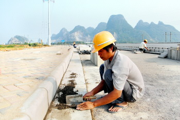 路沿石安裝中